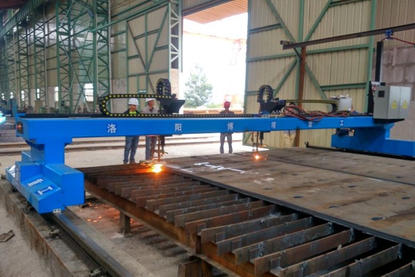 數(shù)控切割機(jī)