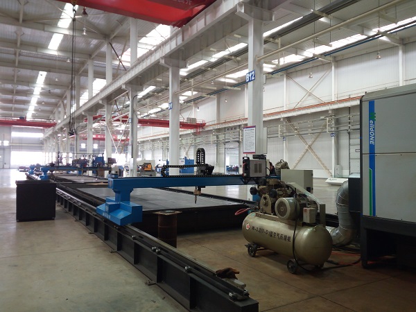 專用車焊接生產(chǎn)線設備